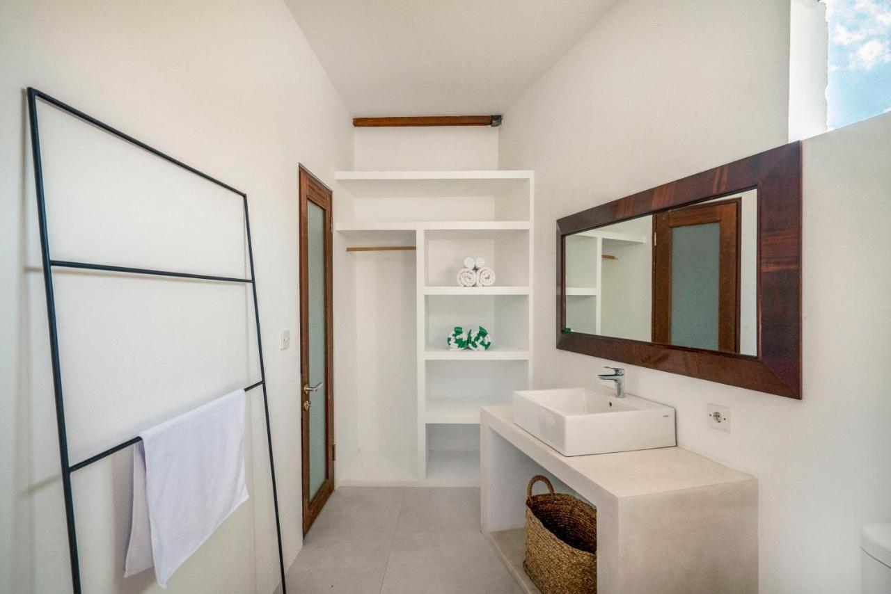 Batu Belig Living Managed By Cpm Bali Apartment Seminyak Exterior foto